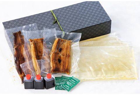 うなぎ ひつまぶし セット 鰻 ウナギ 蒲焼 だし汁 グルメ 贈り物 ギフト 1/2尾×3 出汁 140cc×3 タレ 山椒 三島市 静岡県