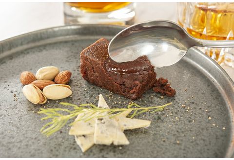 至高 ガトーショコラ スイーツ お菓子 ケーキ デザート ショコラ 濃厚 味わい ALBEDO アルベド チョコレート ギフト プレゼント 贈り物 高級 洋菓子 手作り 濃厚チョコ ビター 甘さ控えめ 贅沢 絶品 人気 おすすめ 専門店 215g 究極 絶妙 焼き加減 逸品 クーベルチュール 華やかな香り 優雅 口どけ 余韻 美味しい カカオ 発酵バター 朝産み卵