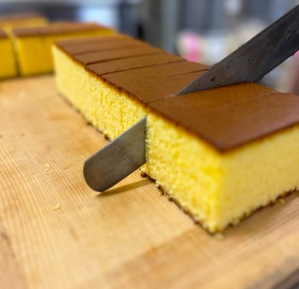 昔ながらのカステラ 1本 中（12cm × 27cm）兎月園 カステラ 和菓子 はちみつ 静岡県三島市