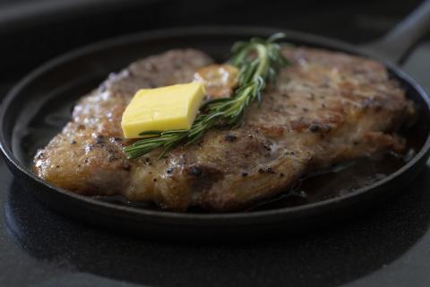 0025-12-01　ルイビ豚　プレミアムステーキセット