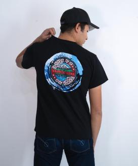 0014-74-05 富士宮市 マンホールTシャツ 波 (黒) : Mサイズ