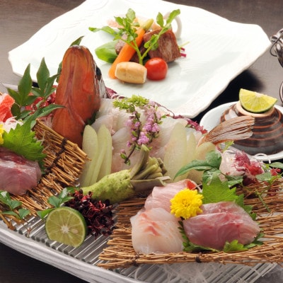 伊東遊季亭川奈別邸 露天風呂付き客室で温泉を満喫 ペア宿泊券(1泊2食付)