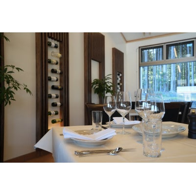 静岡県伊東市【奏の森リゾート】STEAK HOUSE AGED　熟成肉堪能コース　ペアお食事券