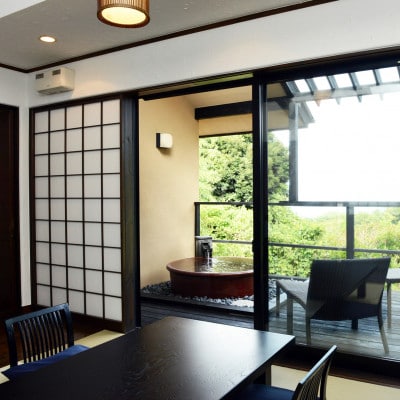 伊東遊季亭川奈別邸 露天風呂付き客室で温泉を満喫 ペア宿泊券(1泊2食付)