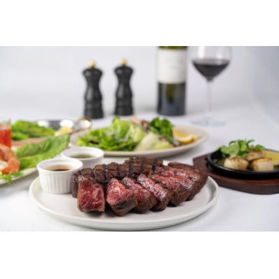 静岡県伊東市【奏の森リゾート】STEAK HOUSE AGED　熟成肉堪能コース　ペアお食事券