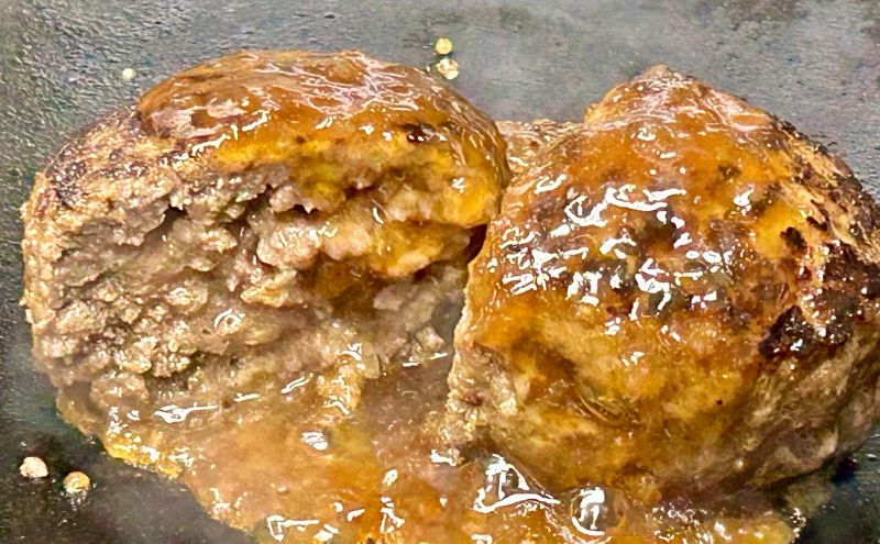 【 国産黒毛和牛使用！ 】 静岡牛 極肉ハンバーグ 150g×5個入 特製ソース付き 国産 牛肉 冷凍 静岡 ハンバーグ お惣菜 おかず はんばーぐ お弁当 冷凍