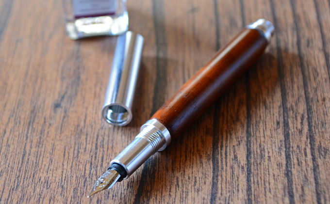 屋久杉 万年筆・漆仕上げ