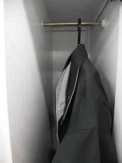 リサイクルＰＥＴ樹脂製　ハンガー　20本入り（1919）