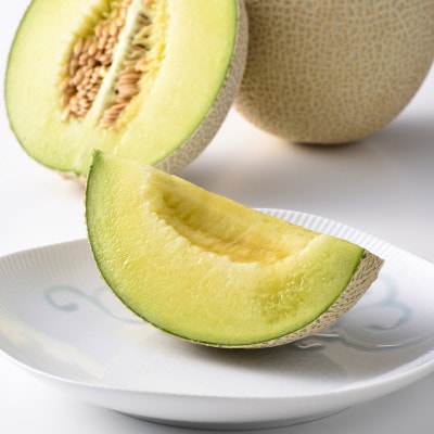 静岡県産高級マスクメロン2玉　桐箱入(山級)【配送不可地域：離島・北海道・沖縄県・東北・中国・四国・九州】