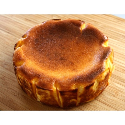 ハートの手作り犬用ケーキと人用バスクチーズケーキ12cmのセット【配送不可地域：離島】