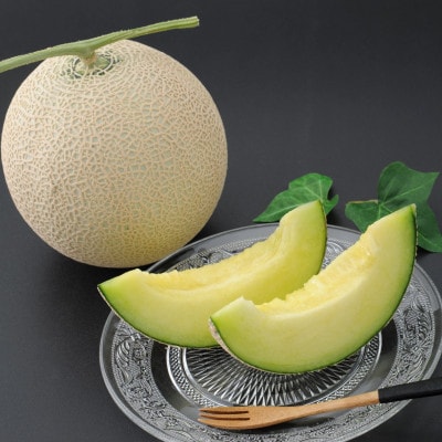 【2026年5月中旬より発送】食べ比べ 磐田市 クラウンメロン 白と山セット 約1.3kg×各1個【配送不可地域：離島・北海道・沖縄県】