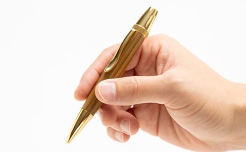 希少樹「神代杉のボールペン」