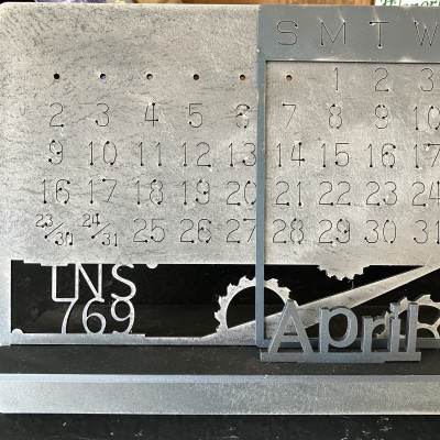 【インダストリアル】アイアン万年カレンダー(スタイリッシュ)