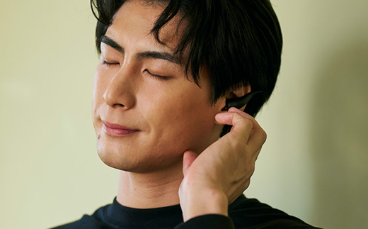 新感覚音響ガジェット AIP(黒) ワイヤレスオーディオ イヤホン ツノ形【配送不可地域：沖縄県】