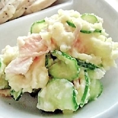 クラウンメロンの子メロン　約4kg