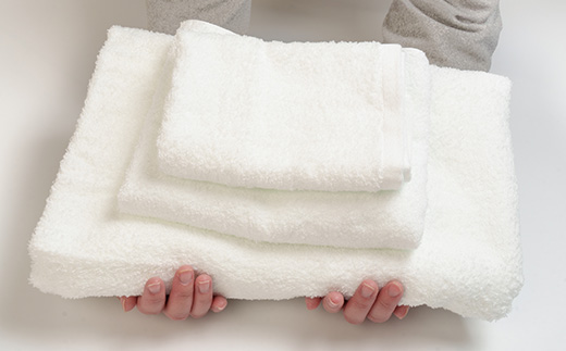 静岡県磐田市産ホテルの厚織り白タオルセット