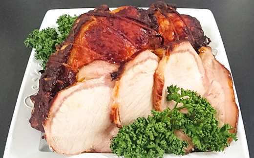 肉のプロが作った秘伝の味　手作り国産豚大判やわらかロース焼豚　400g×2本【配送不可地域：離島】