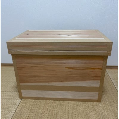 静岡県産材　天竜杉　茶箱40キロ