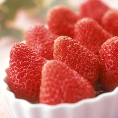 静岡県磐田市 いちご 紅ほっぺ 約260g×4パック【配送不可地域：離島・北海道・沖縄県】