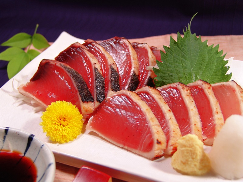 a07-170d　元祖いしはらがたたき　かつおたたき黒潮造り200ｇ