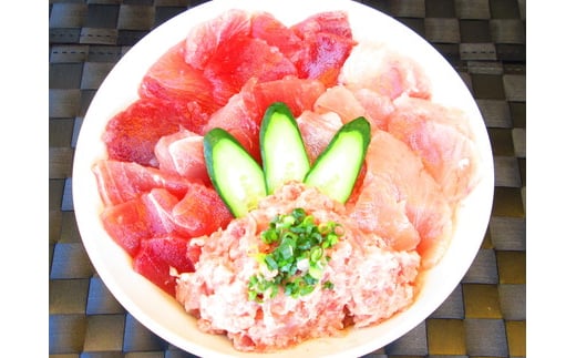 a10-599　カネト平田 刺身 用 まぐろ 3種盛約700g
