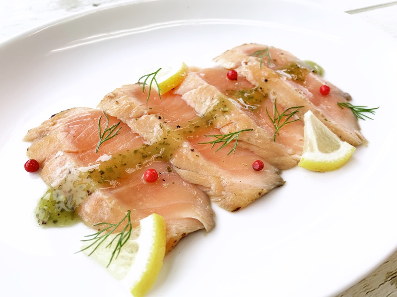 a15-639　炙りサーモンバジルオリーブ125g×6本