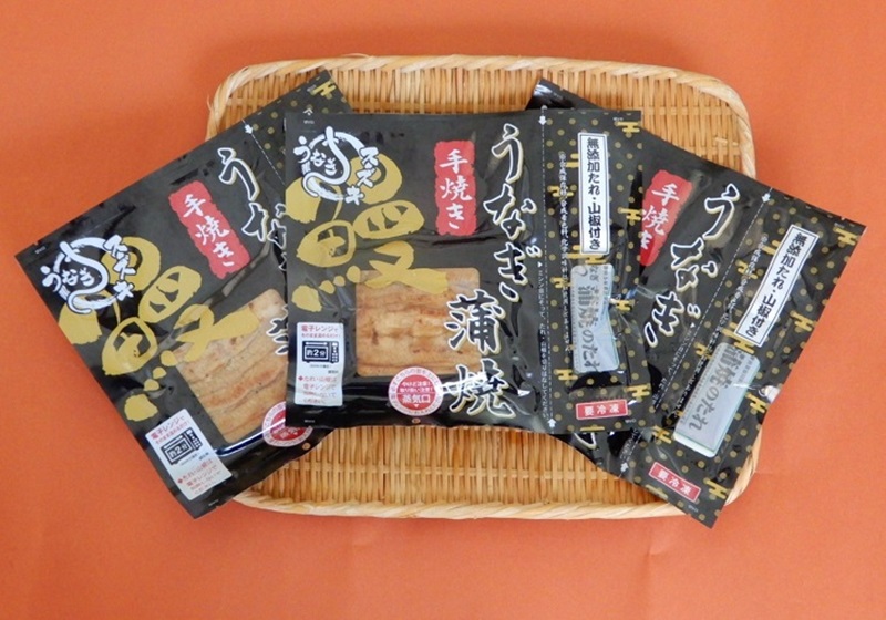 a18-029　国産　うなぎ　蒲焼き　約１００ｇ×３袋