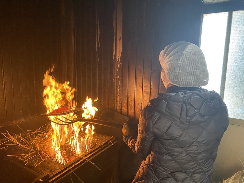 a24-059　焼津産 かつお の藁焼き 体験 参加 チケット