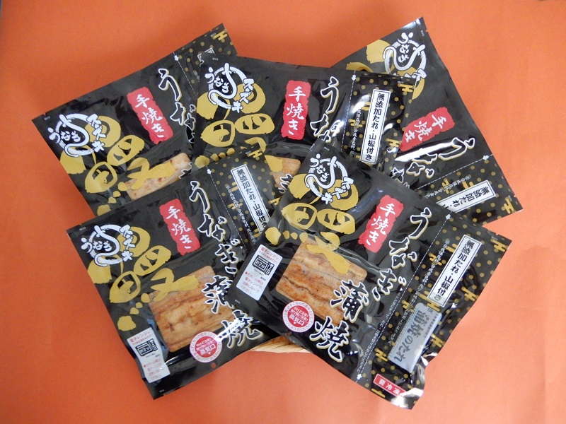 a25-024　国産　うなぎ　蒲焼き　約１００ｇ×５袋