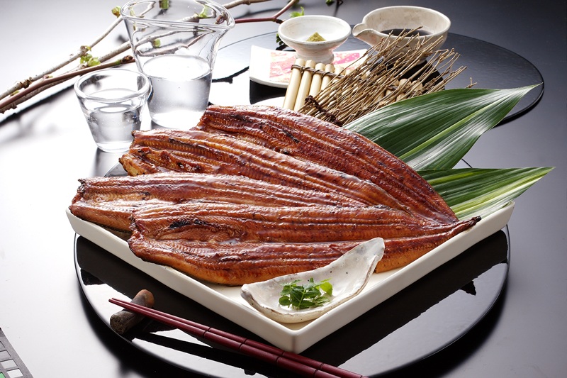 a39-002　鰻の長蒲焼き4尾詰合せ