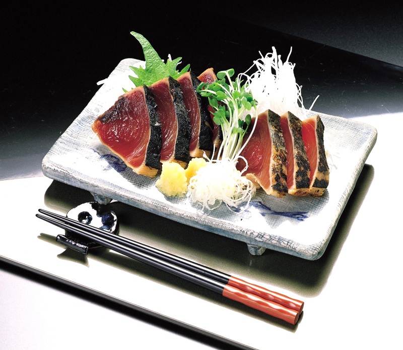 a07-170d　元祖いしはらがたたき　かつおたたき黒潮造り200ｇ