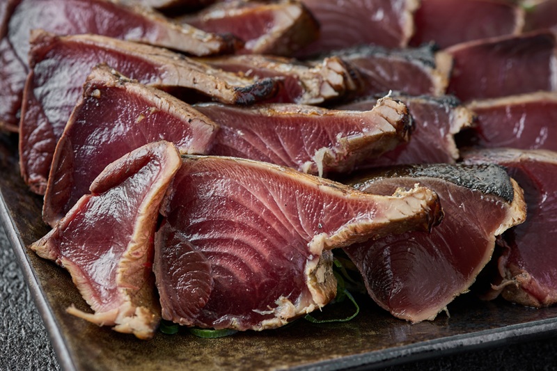 a10-1214　藁焼き カツオ タタキ 約1kg