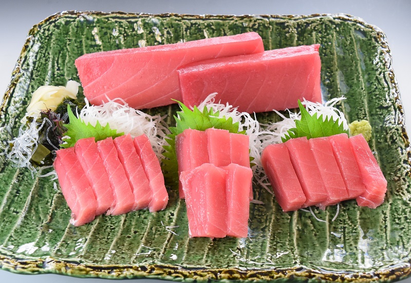 a20-418　鮪商人セレクト 天然目鉢鮪の中トロ柵赤身柵