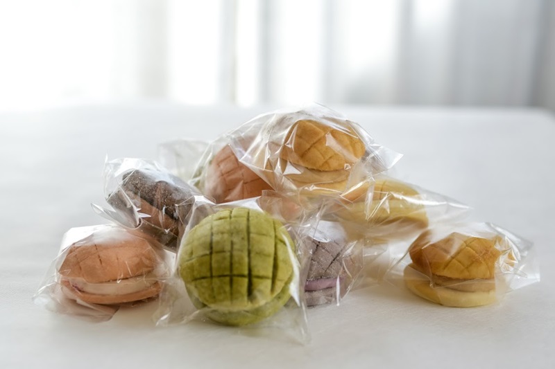 a15-453　スイーツメロンサンド6種類×2箱セット