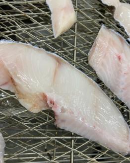 a15-538　銀だらのひもの10切【うま味が凝縮】