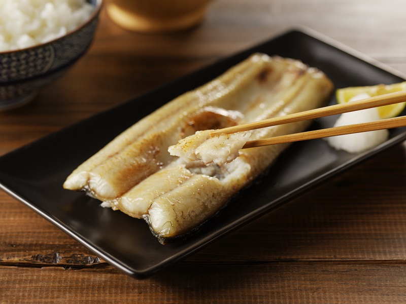 a15-647　珍しい「ウナギのひもの」【静岡産】