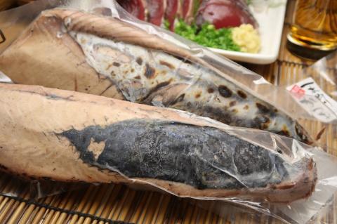 a30-271　天然 焼津 かつお たたき 3Kg入り約12本前後