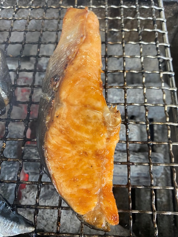 a15-671　【焼津ひもの食堂】焼いてあるひもの4種7枚