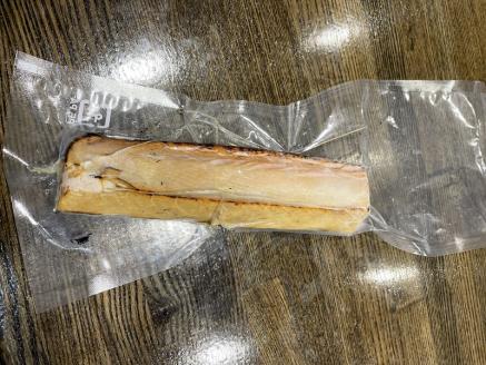 a13-051　脂 ビンチョウ まぐろ  藁焼き 約1㎏