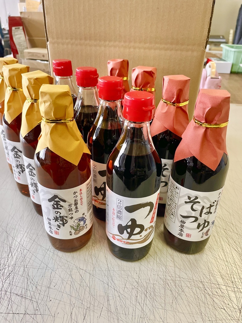 a17-137　かつお節屋のつゆ詰め合わせ12本セット