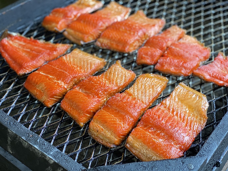 a19-044　鮭 燻 切身 パック セット 約700g 燻製