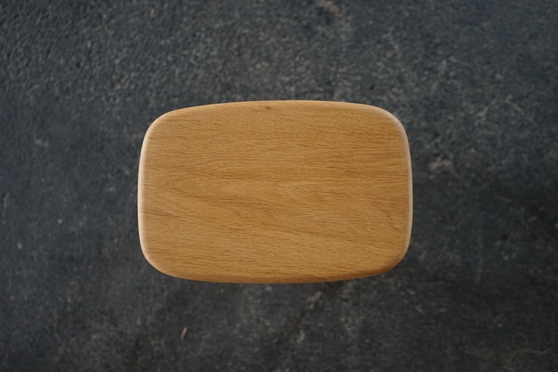 a69-003　スリムスツール