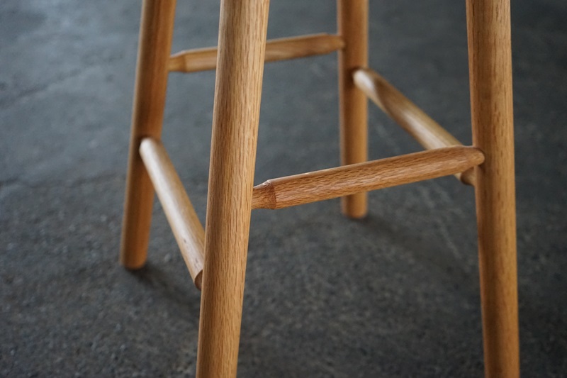 a88-002　キッチンスツール