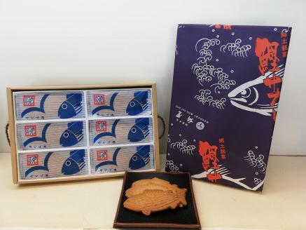 a15-351　かつおサブレ３０枚箱かつおサブレナキーホルダー付