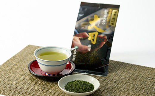 ダブル受賞!日本茶AWARD審査員奨励賞・仕上技術競技会最高金賞! 茶審査技術八段監修!深蒸し掛川茶【配送不可地域：離島・沖縄県】