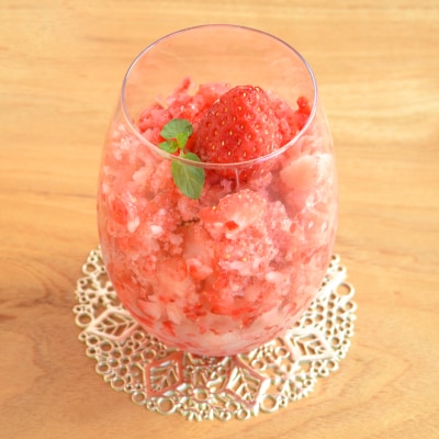 掛川産『ミズノ農園の完熟冷凍紅ほっぺ』500g×4袋【配送不可地域：離島・北海道・沖縄県・東北・中国・四国・九州】