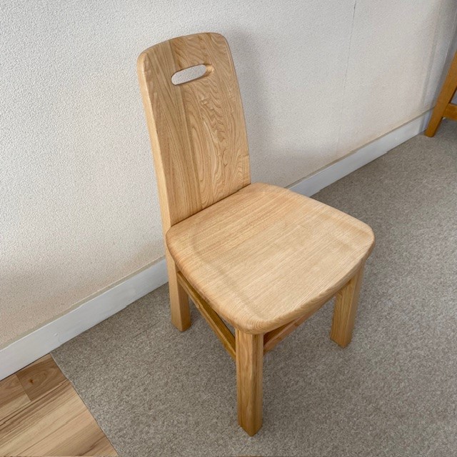椅子 いす スツール チェア 無垢材 家具 おしゃれ 人気 おすすめ 新生活 一人暮らし 国産 栗の木 栗材 ダイニングチェア 木製 藤枝家具 木工品 日用品 遊木舎 F02 Aチェア 静岡県 藤枝市