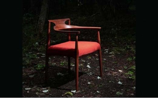 起立木工 RADIUSダイニングチェア ブラックウォールナット/布張り肘付椅子