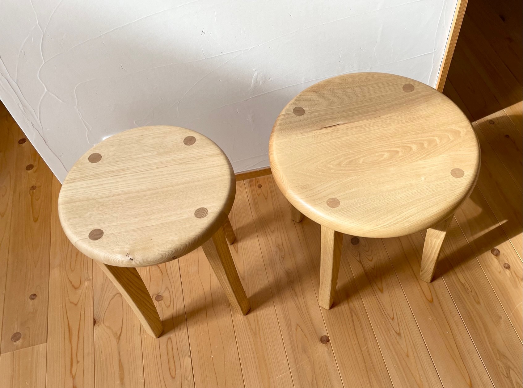 椅子 いす スツール チェア 無垢材 家具 おしゃれ 人気 おすすめ 新生活 一人暮らし 国産 栗の木 栗材 キッチン 木製 藤枝家具 【遊木舎】 G36 丸スツール L 静岡県 藤枝市