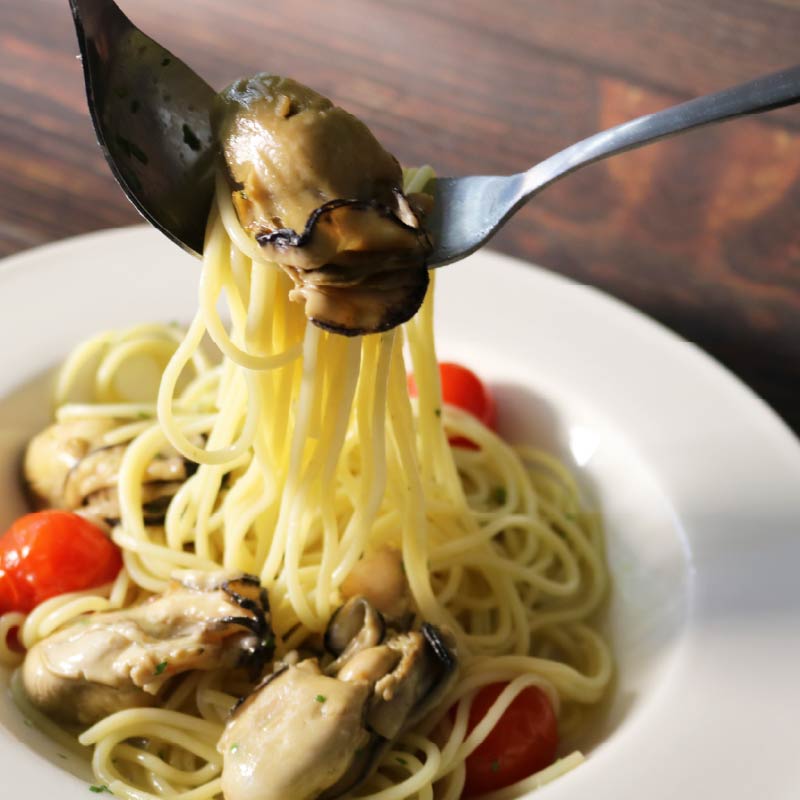 牡蠣 の 濃厚 パスタソース 4人前（270ｇ×4袋） 牡蠣のパスタソース パスタ カキ ソース 惣菜 牡蠣パスタ 牡蠣パスタソース かき オイスターバーHALFSHELL オイスターバー HALFSHELL 静岡県 藤枝市 4袋（30,000円）